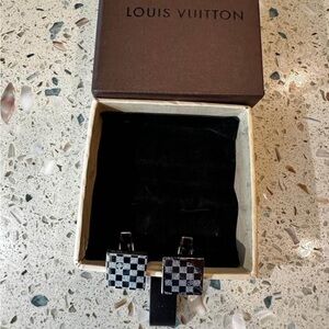 louis vuitton men's cufflinks